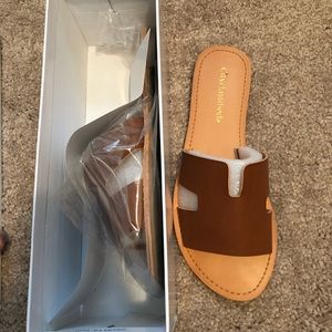 Elite sandals